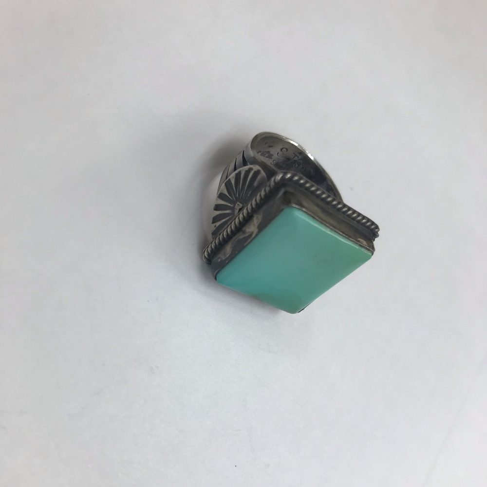 Stunning square antique greenish blue turquoise. Size 7 - 7.5